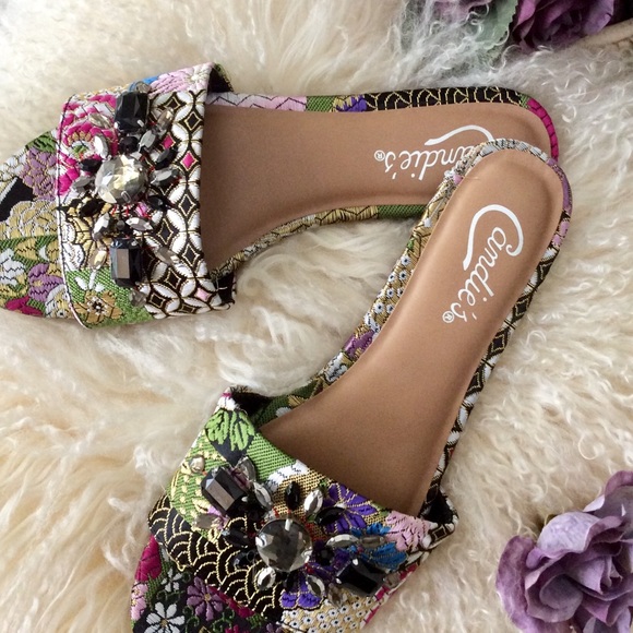 Candie's Shoes - ⭐️NWB⭐️Candies Jeweled Slides